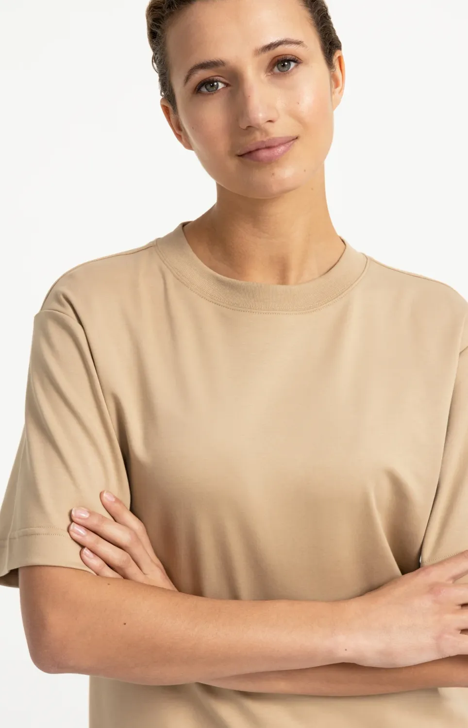 T-Shirt with Round Neck and Half Sleeves - Cornstalk Brown