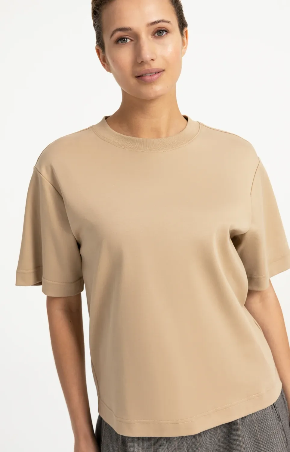 T-Shirt with Round Neck and Half Sleeves - Cornstalk Brown