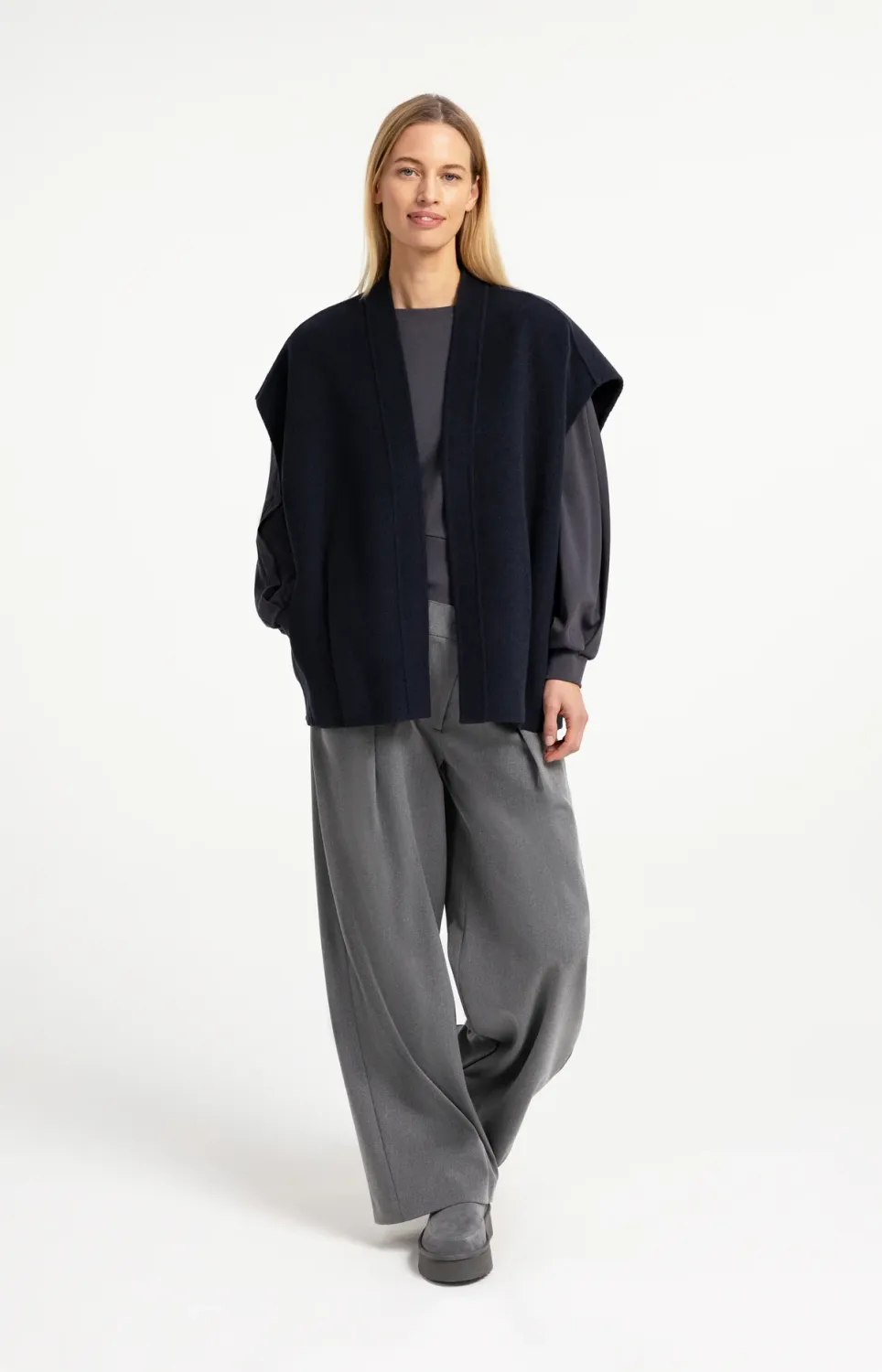 Oversized Wool Blend Bodywarmer - Cat Black Melange