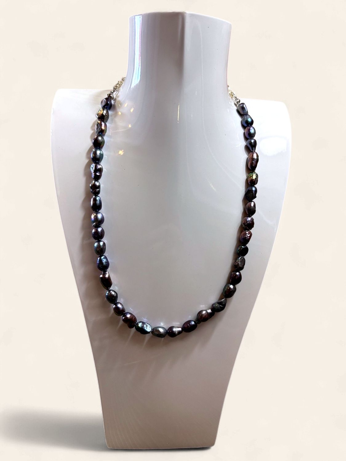 Kolie Pearl Necklace
