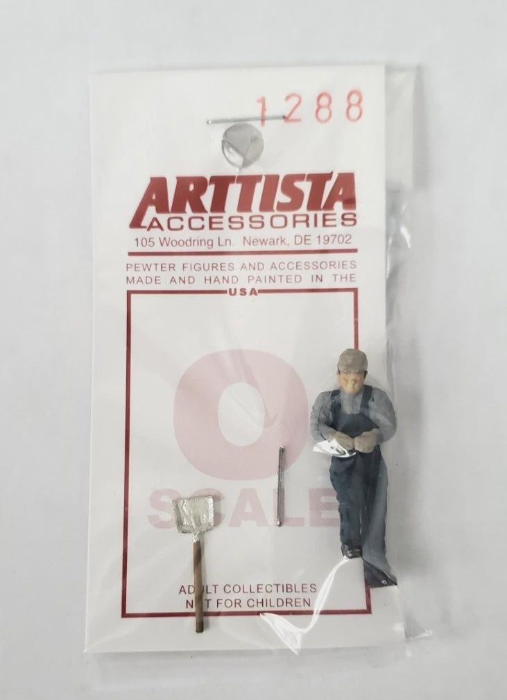 A1288 - Man Digging with Shovel