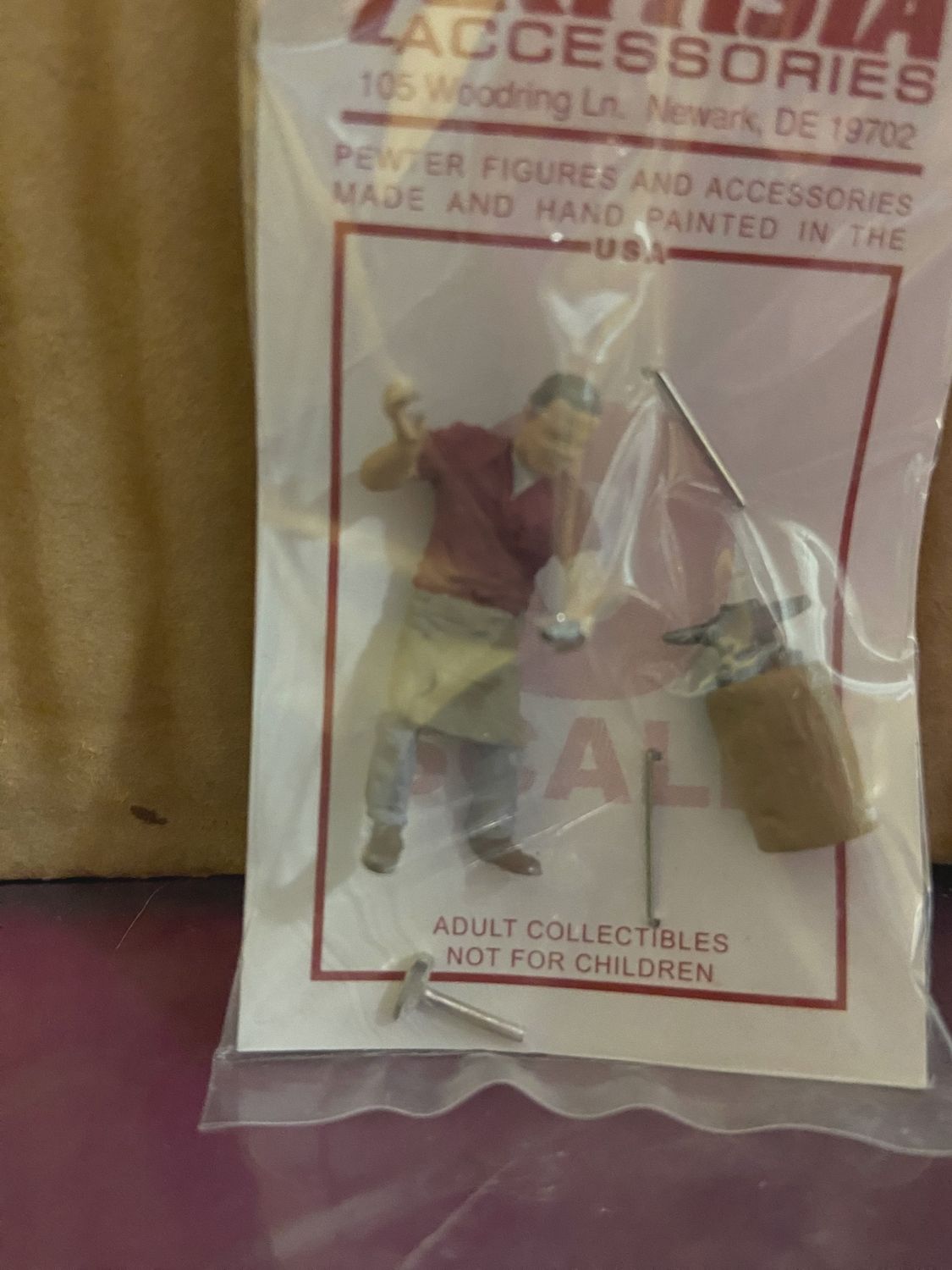 A1186 - Blacksmith with Anvil