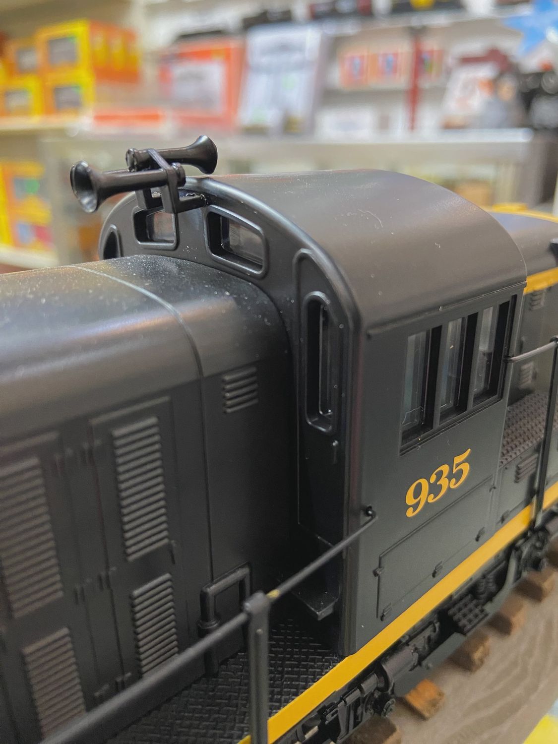 30-21190-1 - New York &amp; Greenwood Lake Railway RS-3 Diesel Engine With Proto-Sound 3.0