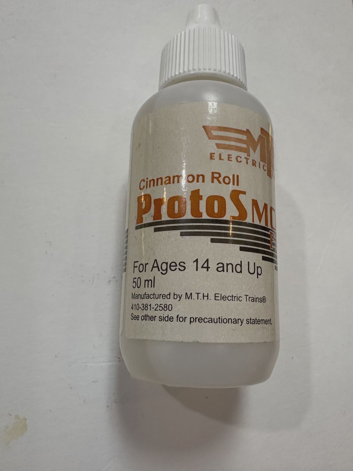 60-1051K - Cinnamon Roll ProtoSmoke Fluid