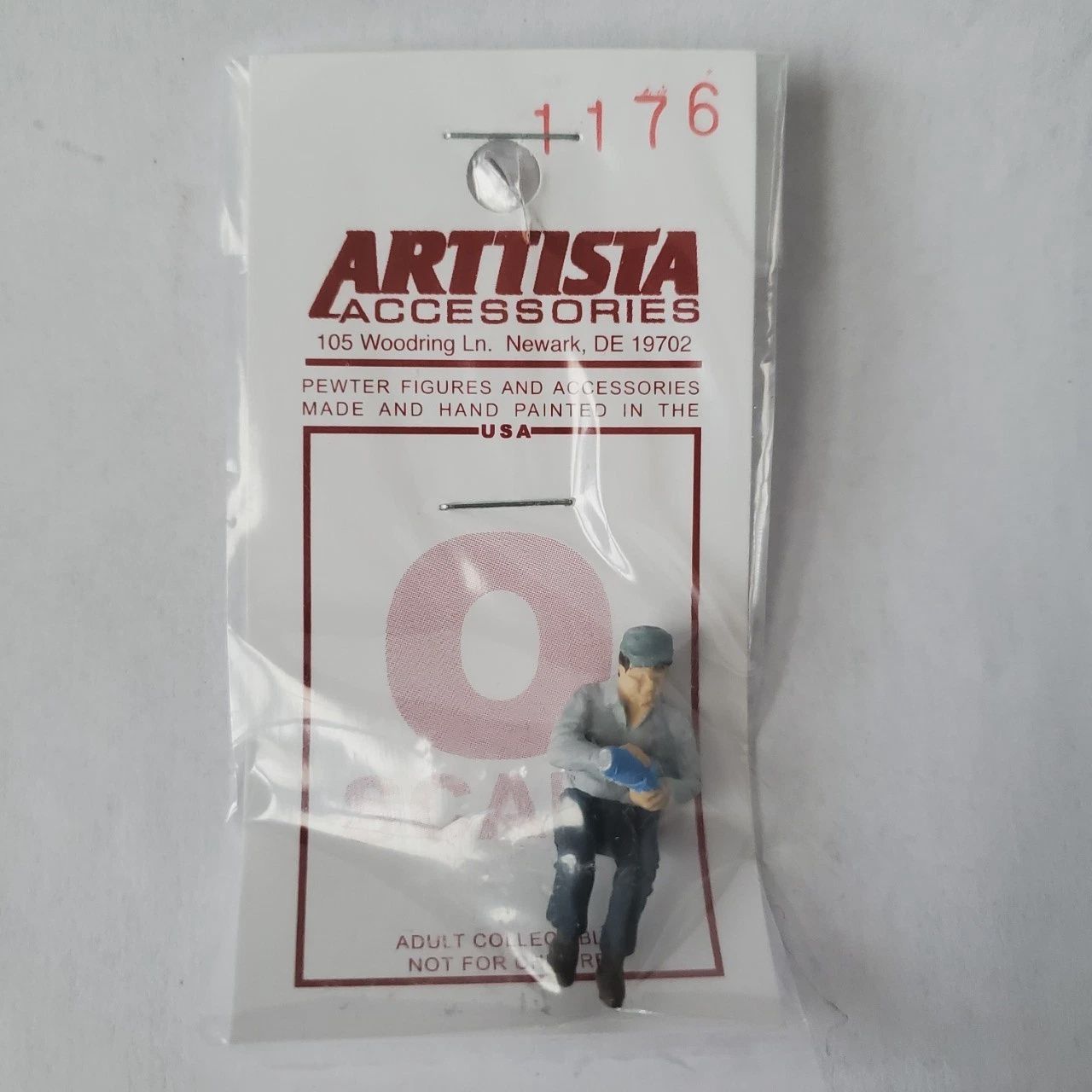 A1176 - Sitting Man with Bottle