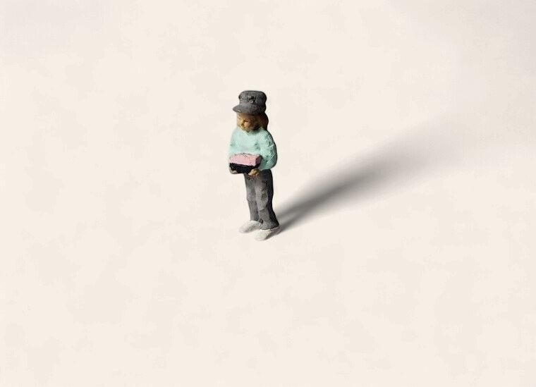 A1282 - Future Train Collector (girl)