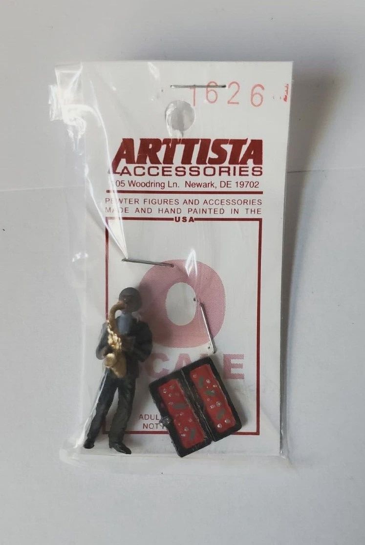 a1626 - Street Musician