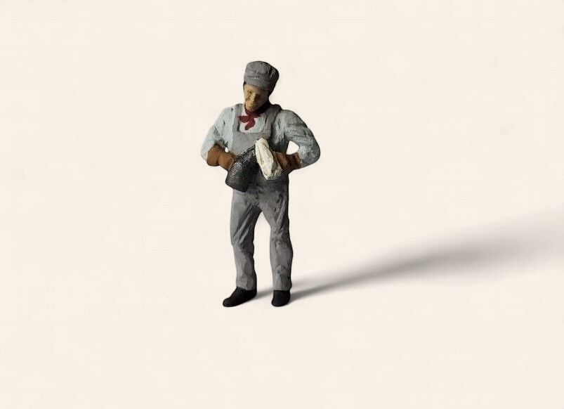 a1633 - Engineer Wiping Oil Can