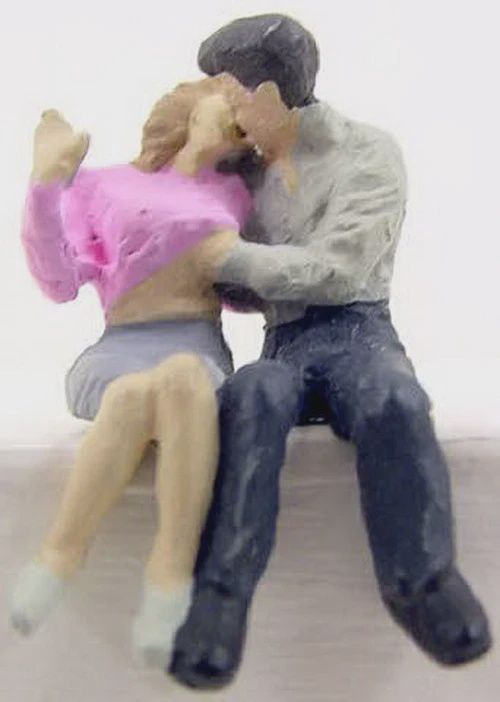 a1292 - Young Lovers