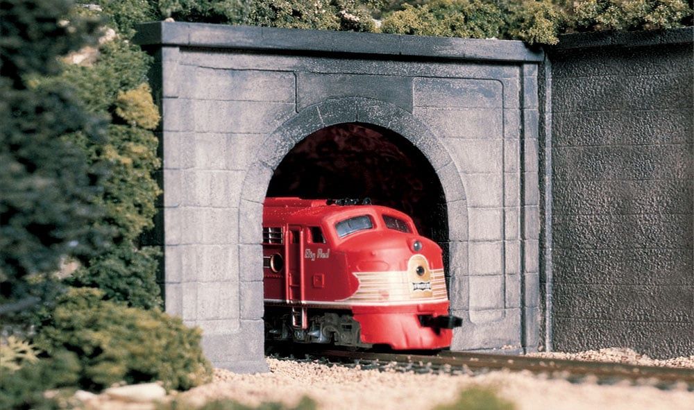 1266 - Concrete Single Tunnel Portal