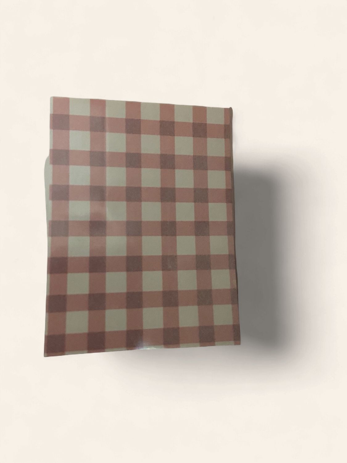 A1578 - Couple on a Picnic