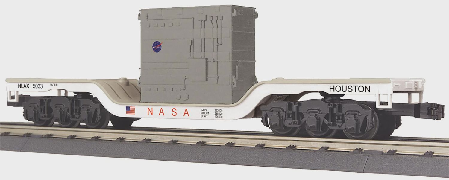 30-76933 - NASA O Gauge RailKing Dep. Center Flat Car w/Transformer Load