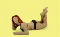 A1526 - Woman with Feet in Air