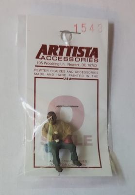 A1543 - Worker with Hard Hat on Leg