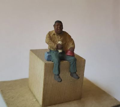 A1543 - Worker with Hard Hat on Leg