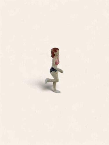A1482 - Young Woman Jogging