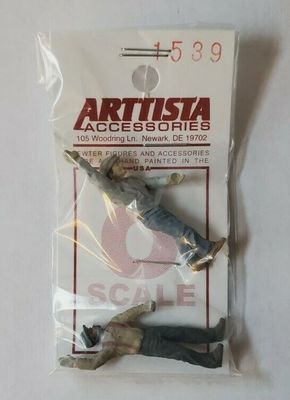 A1539 - Two Workers Carring Glass