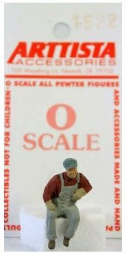 A1522 - Fireman Leaning Out Window