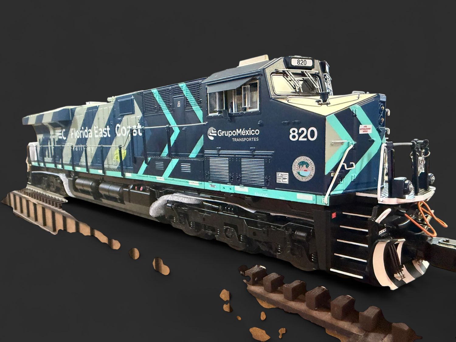 2522071 - Florida East Coast ( FEC ) Legacy ES44 #820