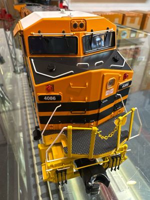 20-22068-1 - O Scale Premier Indiana &amp; Ohio Dash-8 Diesel Engine w/Proto-Sound 3.0 (Hi-Rail Wheels)