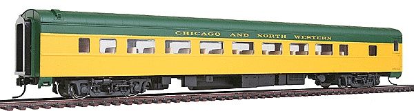 932-6783 - Streamlined Pullman-Standard Plan #7484 64-Seat Coach - Ready to Run -- Chicago &amp; North Western(TM)