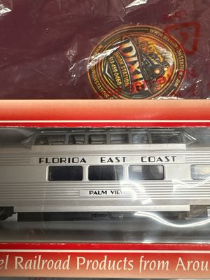 47867 - HO IHC FEC Florida East Coast Vista Dome Palm View CS Passenger Car