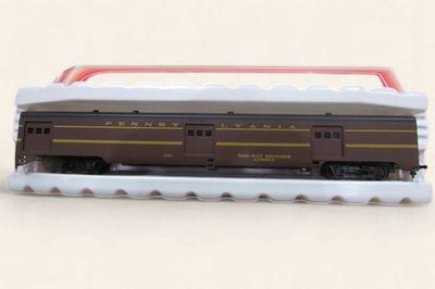 48210 - HO Scale IHC 48210 Pennsylvania Baggage Car #5821