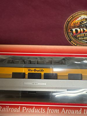 47337 - IHC HO Rio Grande Vista Dome Corrugated Side