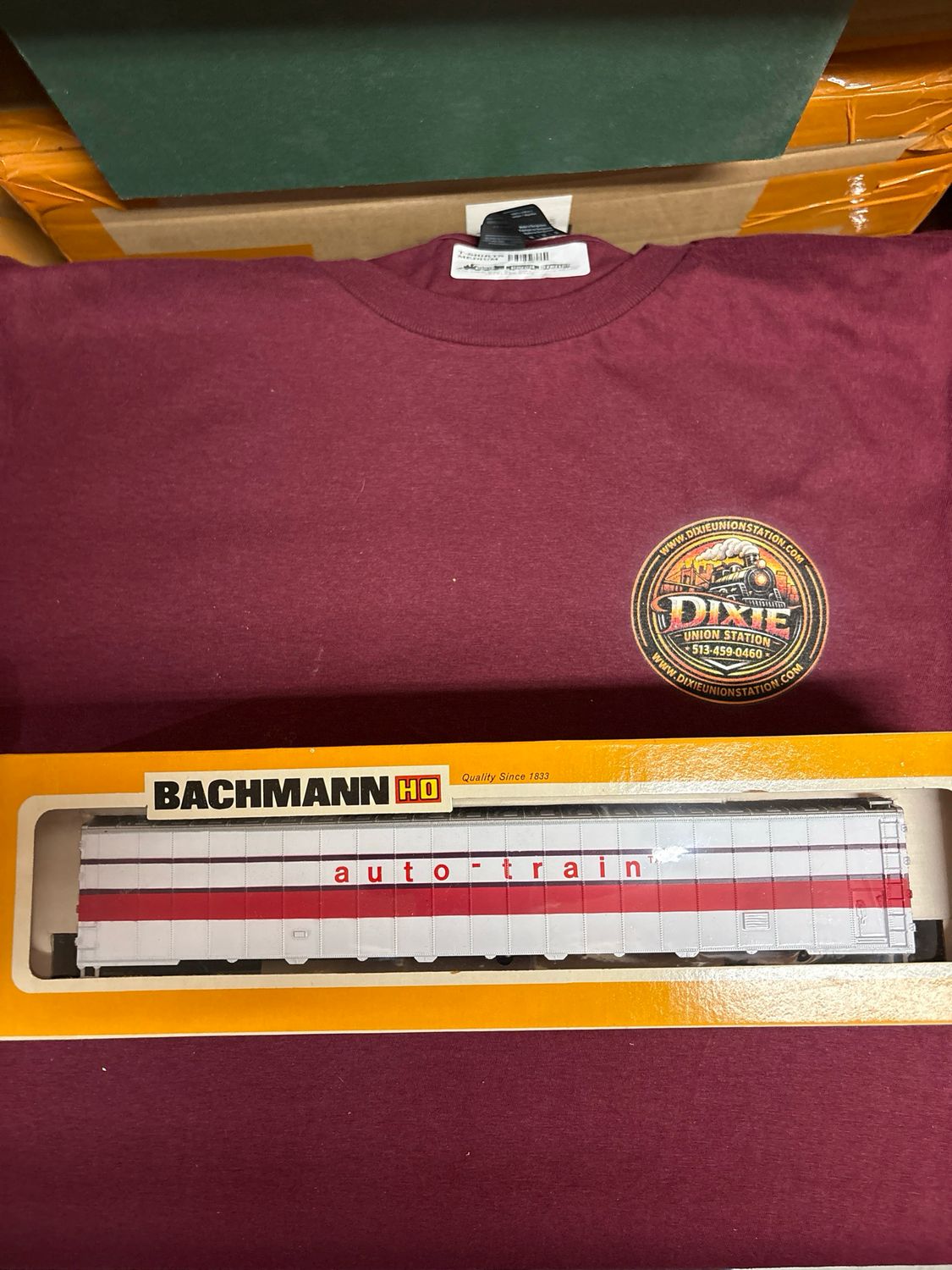 1250 -  AUTO-TRAIN 76' Auto Box Car