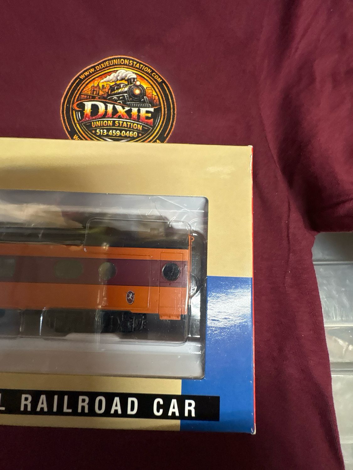 932-9205 - Milwaukee Road 1955 "Twin Cities Hiawatha" Streamlined Cars Assembled -- 30-Seat Parlor "...Valley" Series #190-197