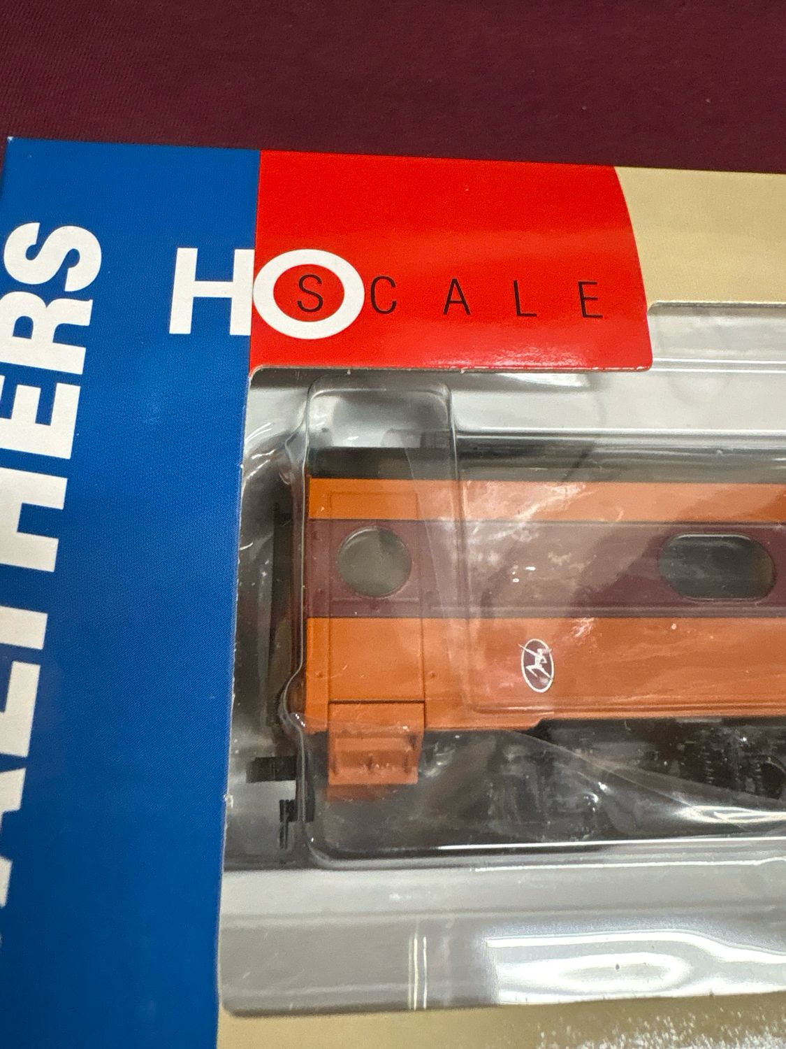 932-9200 - Milwaukee Road 1955 "Twin Cities Hiawatha" Streamlined Cars Assembled -- 52-Seat Coach #498 Series