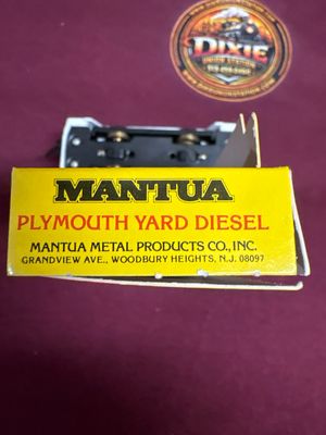 Mantua "FORD" - HO Scale Plymouth Yard Diesel