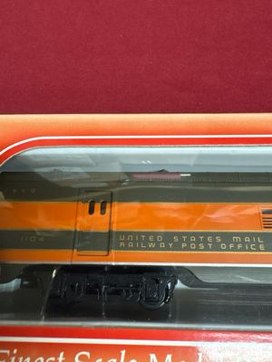 48095 - GREAT NORTHERN RPO #1104 SS Passenger Car