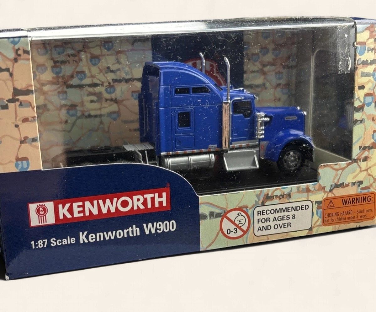62110b - HO - Blue Kenworth Model W900