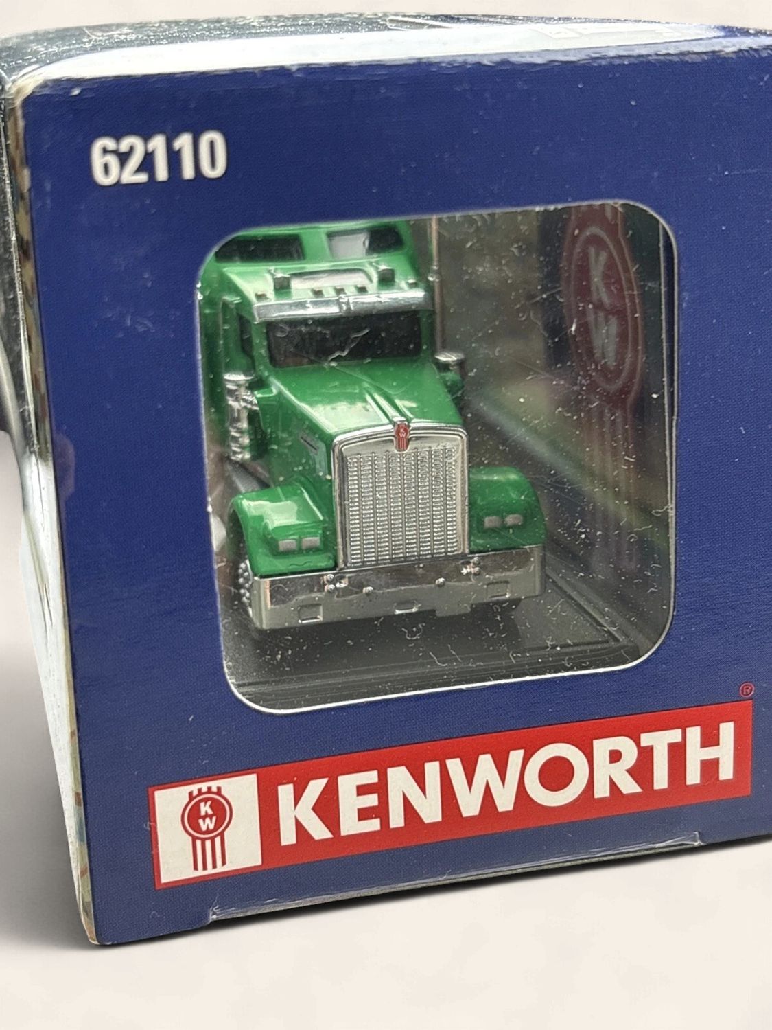 62110g - HO - Green Kenworth W900