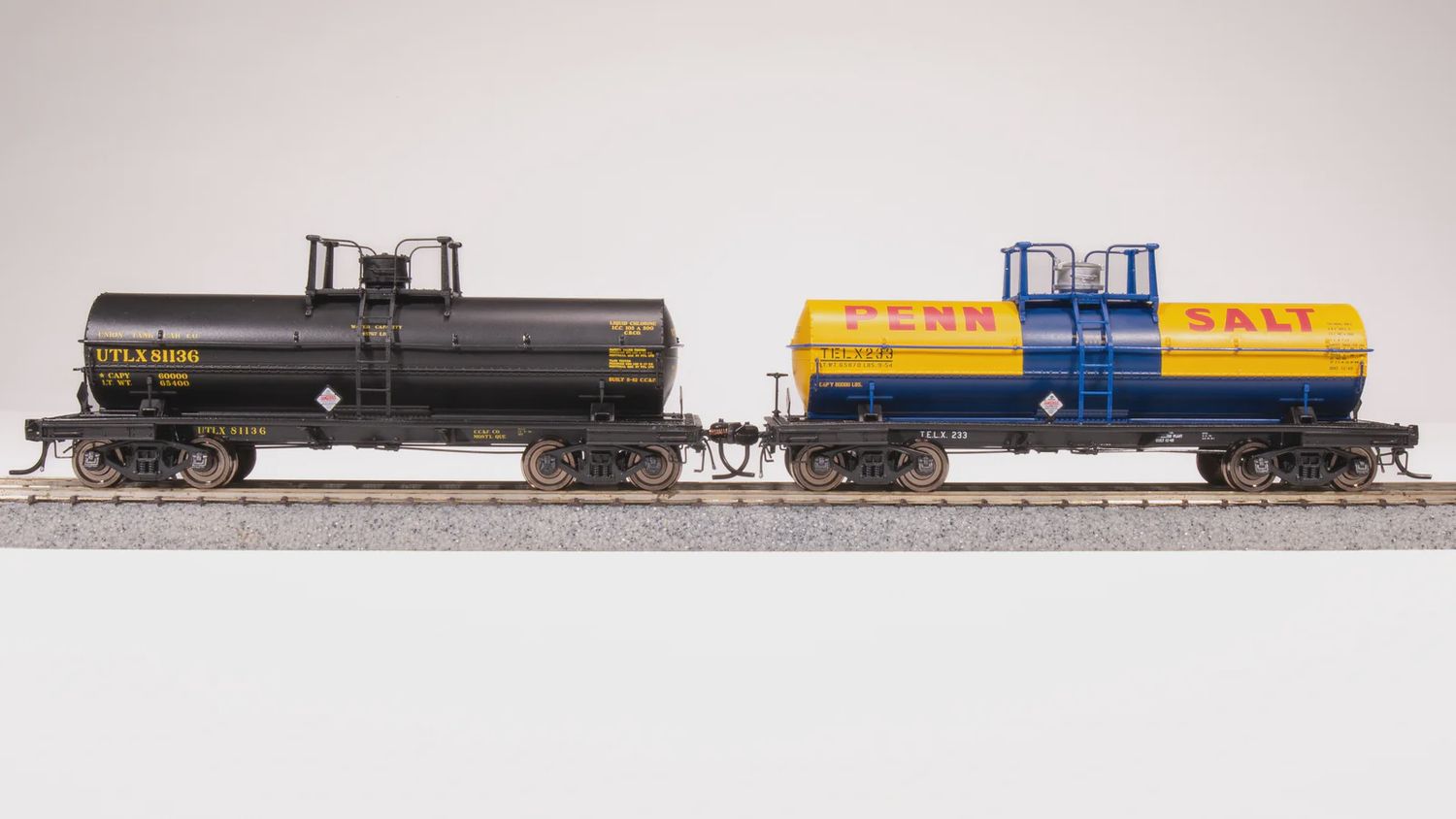 7668 - 6000 Gallon Tank, Late 1950's Variety 2-pack C, HO (UTLX, Penn Salt)