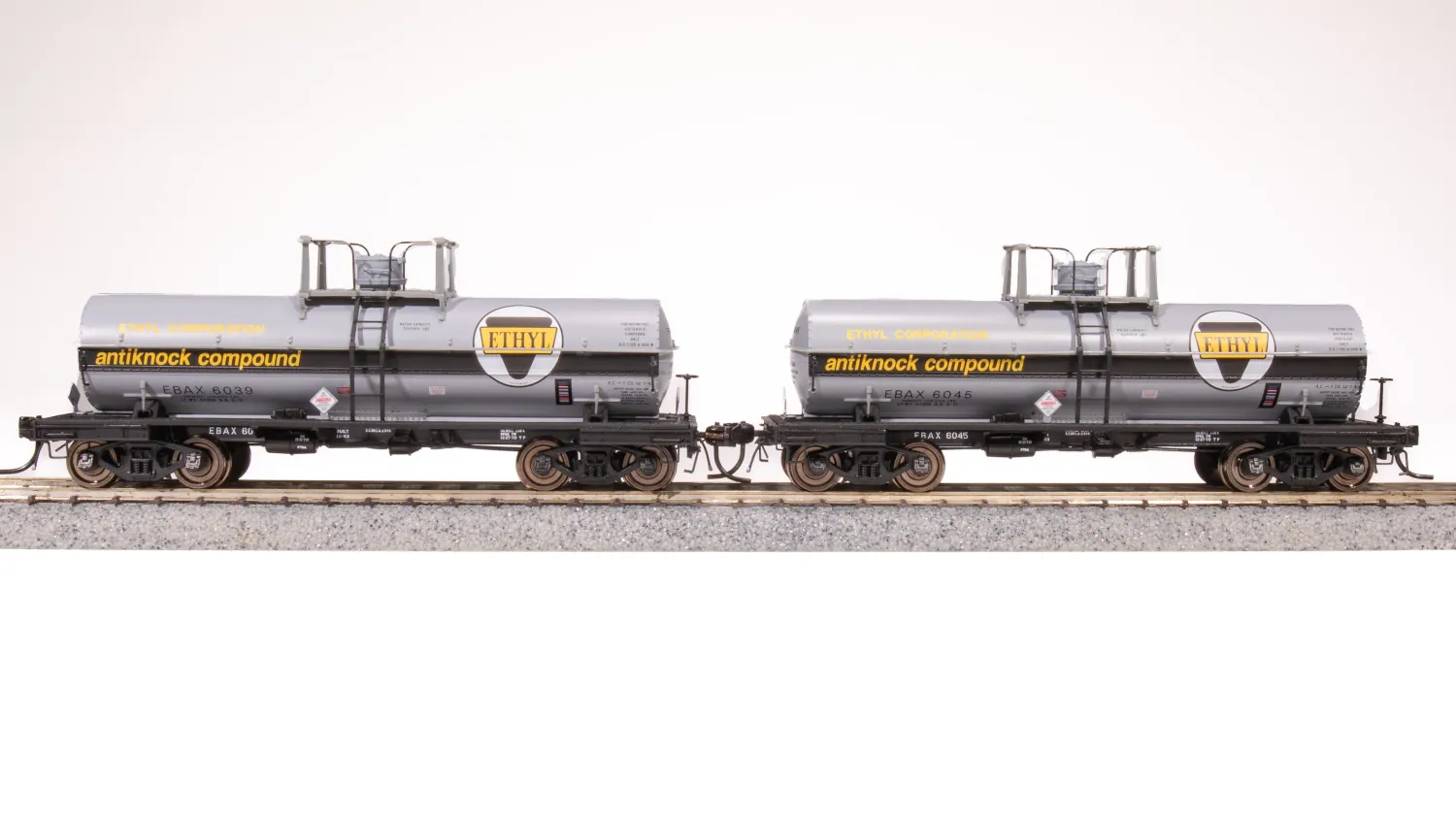 7674 - 6000 Gallon Tank, Ethyl Corp, 1960's Scheme, 2-pack, HO