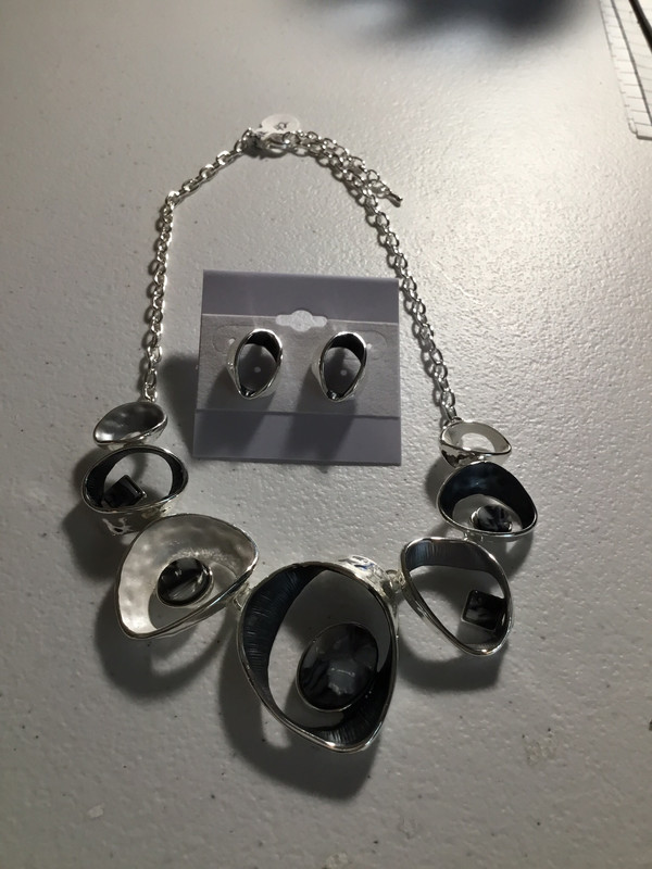 Silver/Black Circles Necklace Set