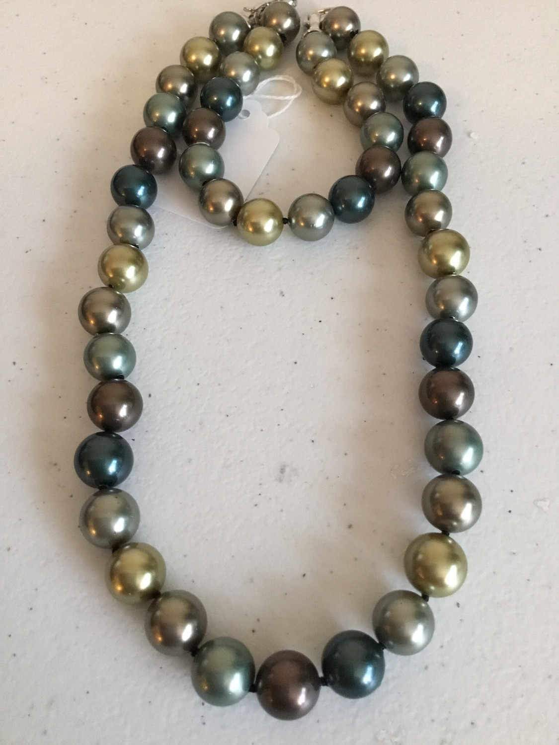 Green Multi-Color Pearl Bracelet And Necklace Set 