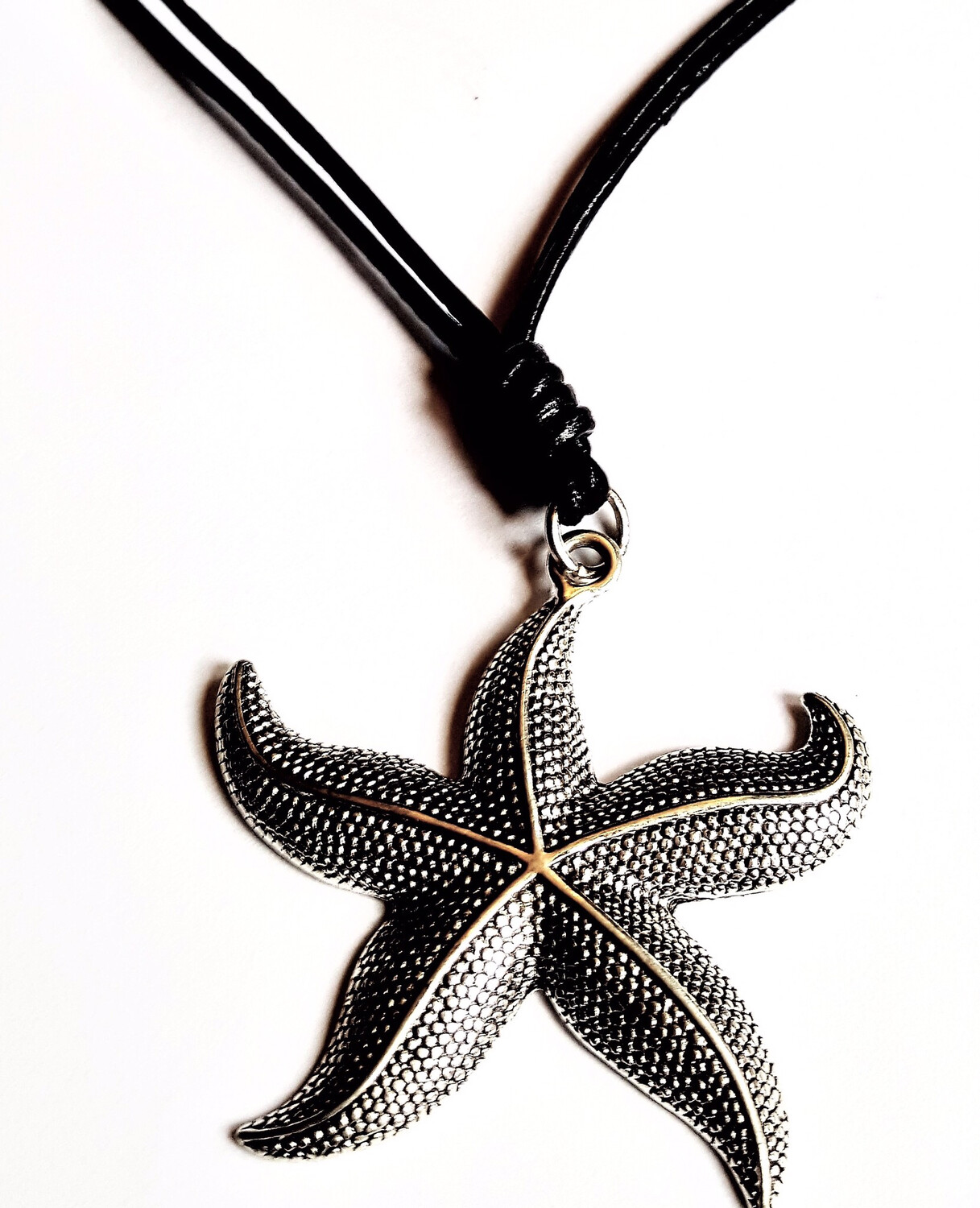 Black Leather Short Necklace With Small Starfish.