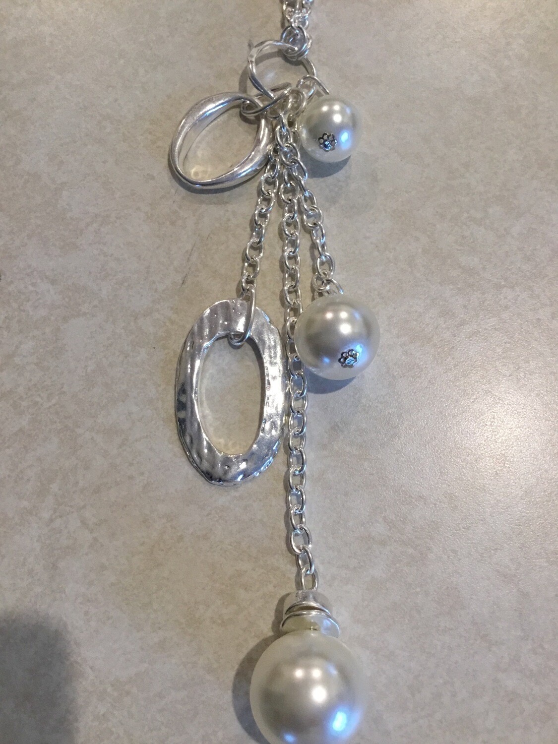 Long Necklace With Silver Ovals And Pearls
