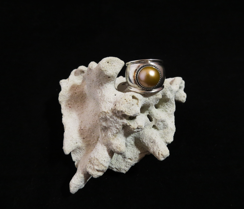 Sterling Silver Gold Mabe Pearl Ring