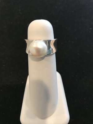 Sterling Silver White Button Pearl