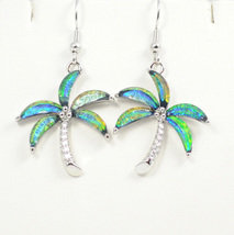 Palm Tree Green Earrings