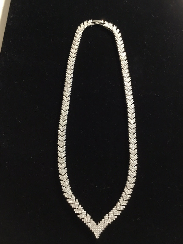 Silver Arrow Crystal Necklace 