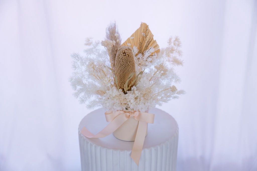 Everlasting Lotus Mini Pot