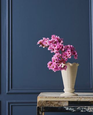 Robert Gordon Trophy Life Vase