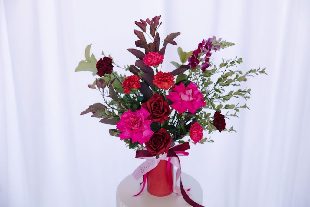 Valentine’s Day Ka-Bloom Arrangement
