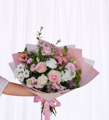 Valentine’s Day Florist’s Choice – Pastel Bouquet Valentine’s Day Florist’s Choice – Pastel Bouquet