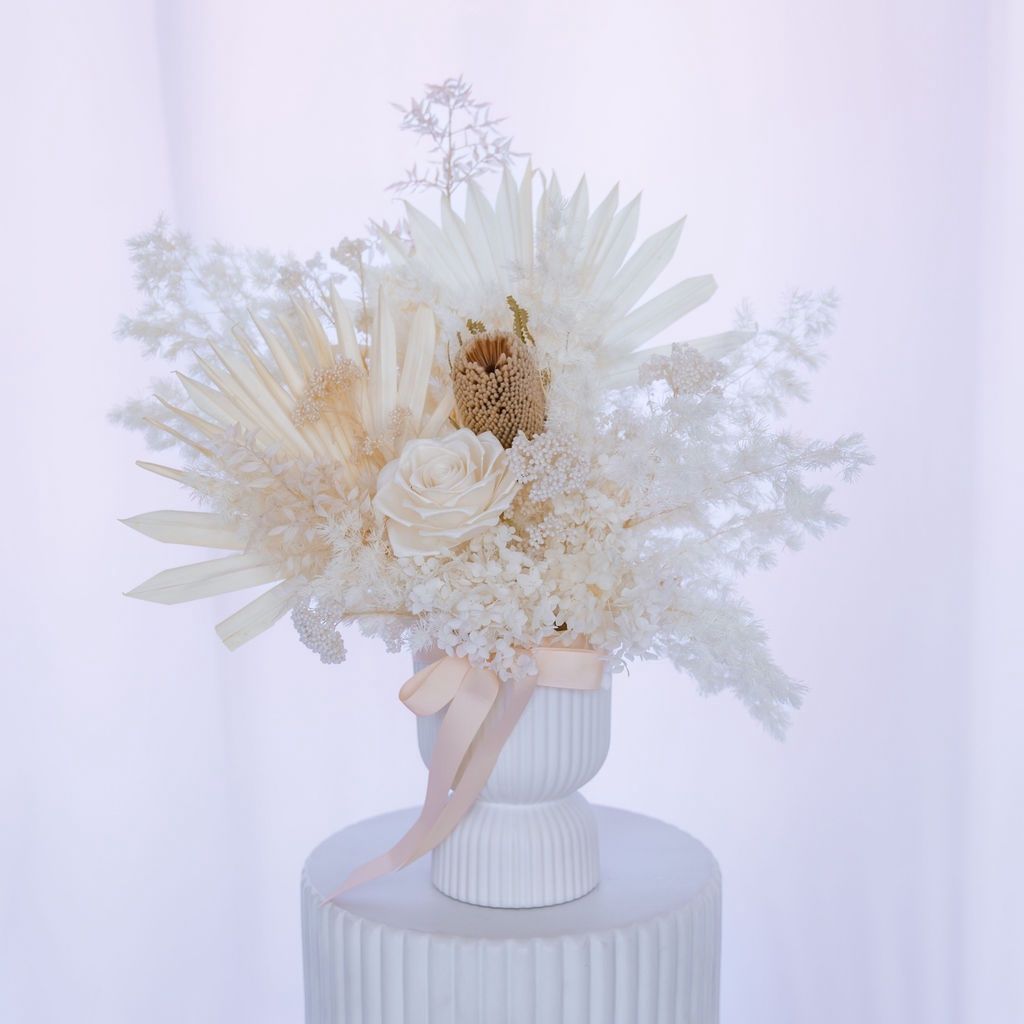 Everlasting Lotus Statement Design